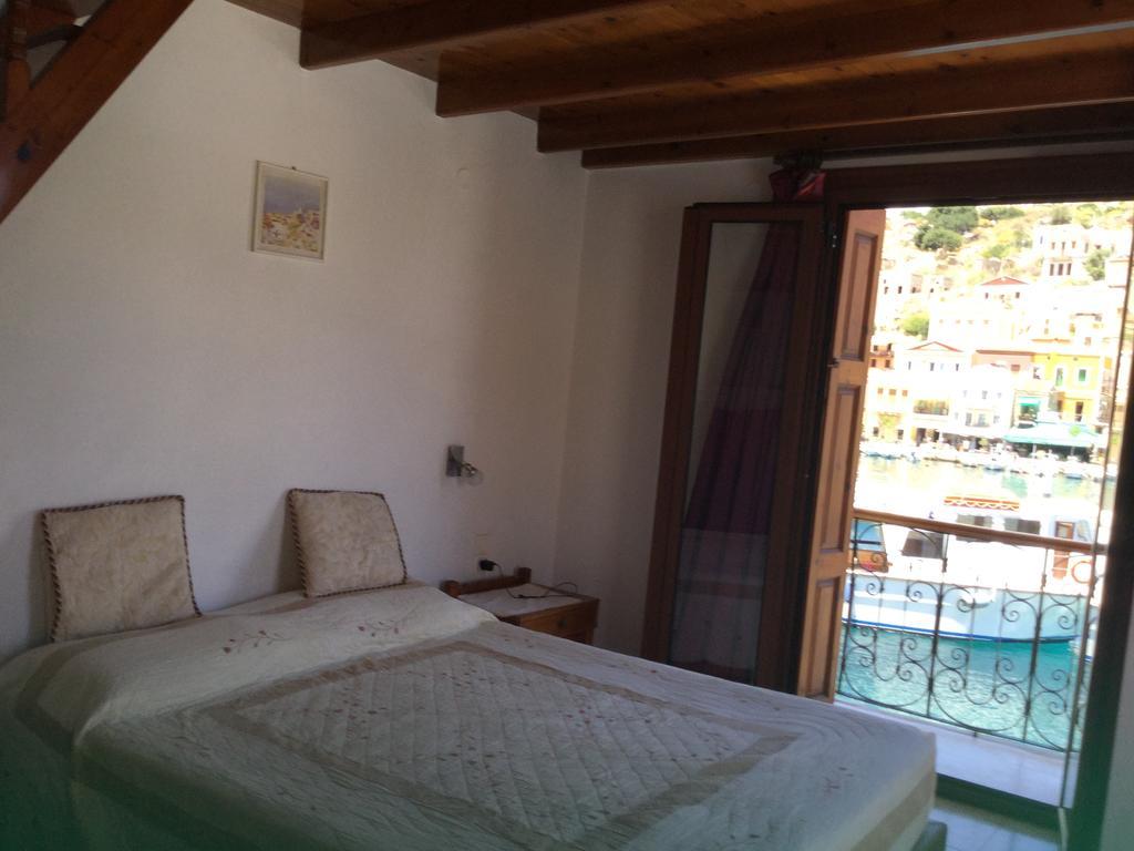 Captain'S Suites Сими Экстерьер фото
