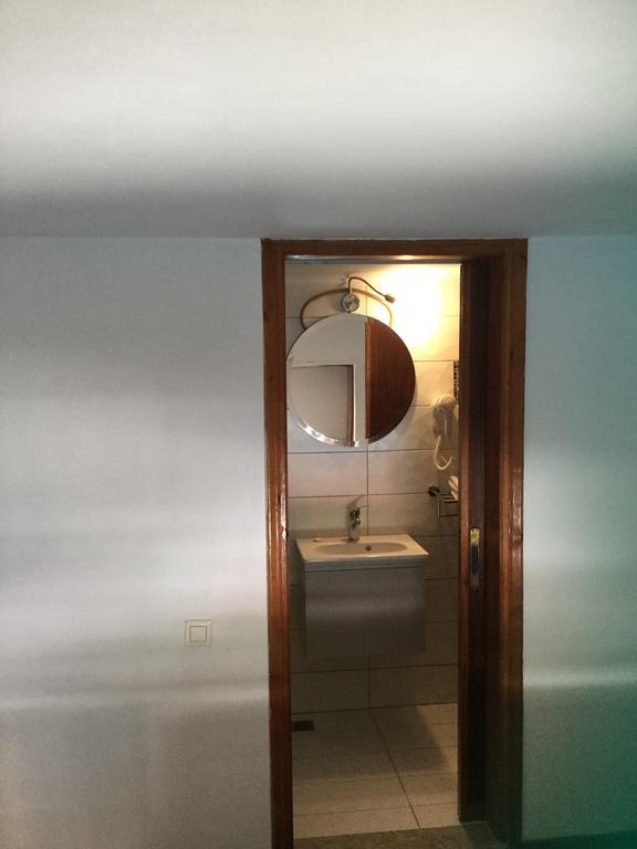 Captain'S Suites Сими Экстерьер фото